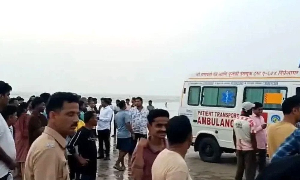 মহারাষ্ট্রের সমুদ্রে ডুবে ৮ শিক্ষার্থীর মৃত্যু