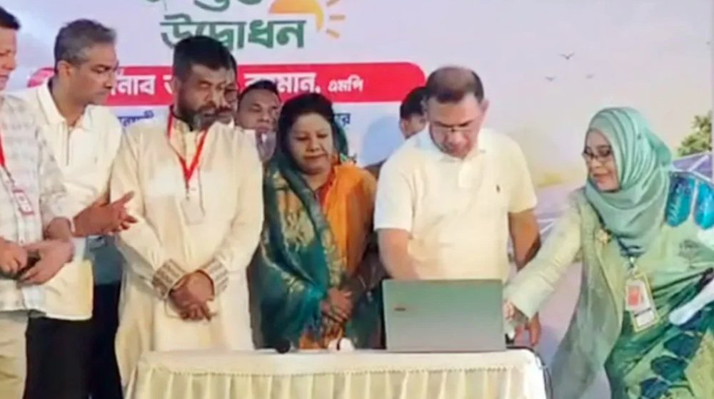 দেশের প্রথম সৌরবিদ্যুৎ প্রকল্পের উদ্বোধন করলেন প্রধানমন্ত্রী