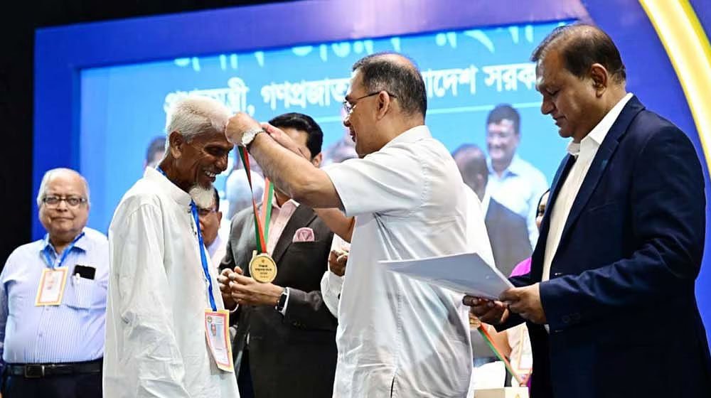 শিক্ষকদের মর্যাদা অক্ষুণ্ন থাকলে রাষ্ট্রের ভাবমূর্তি বাড়ে: প্রধানমন্ত্রী