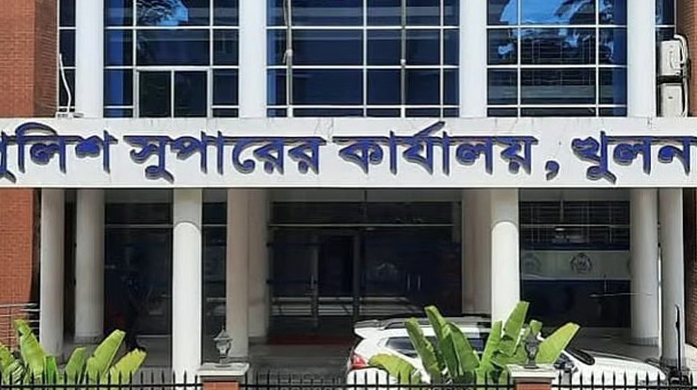 খুলনায় পুলিশ সদস্যদের রাতে একা চলাচল না করার নির্দেশ